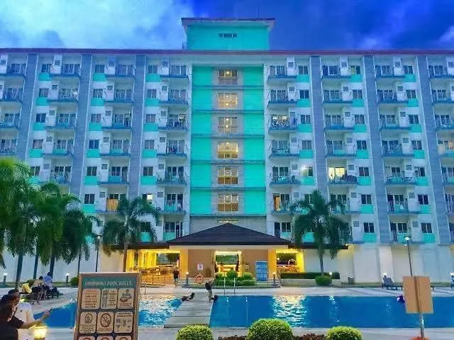 Field Residences Condo Hotel Manila Apartamento